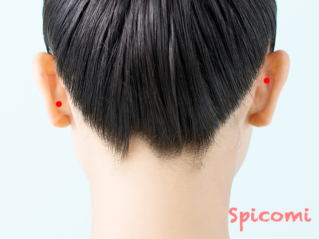 耳の後ろのほくろ