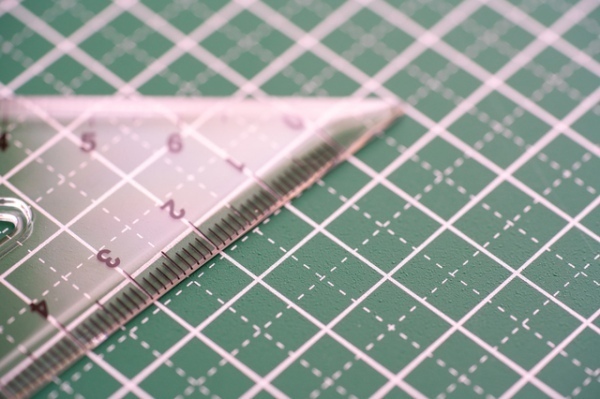 人中が長い人の基準は何センチ？平均は？