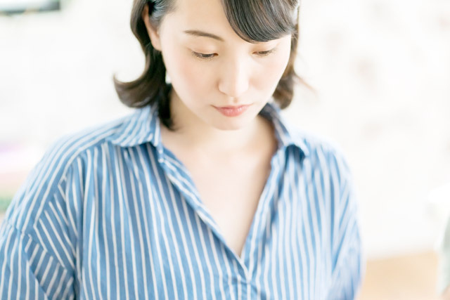 亡くなった人を思い出す心理