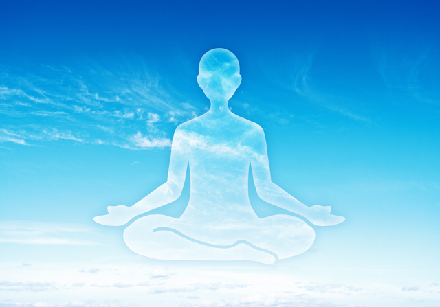 神様の存在とは？スピリチュアルな意味は？