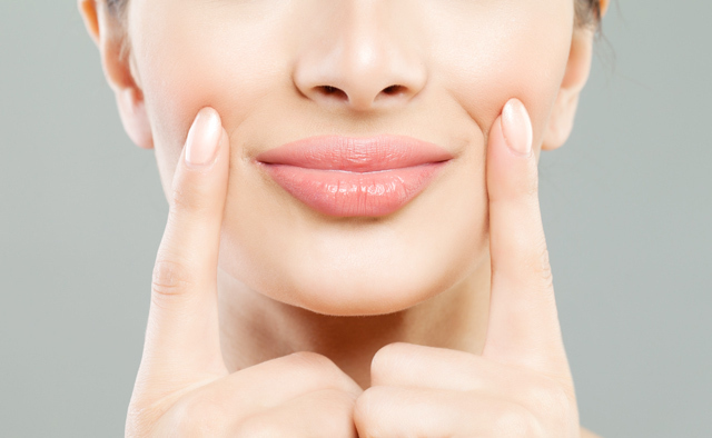 口が大きい女性の性格の特徴10個