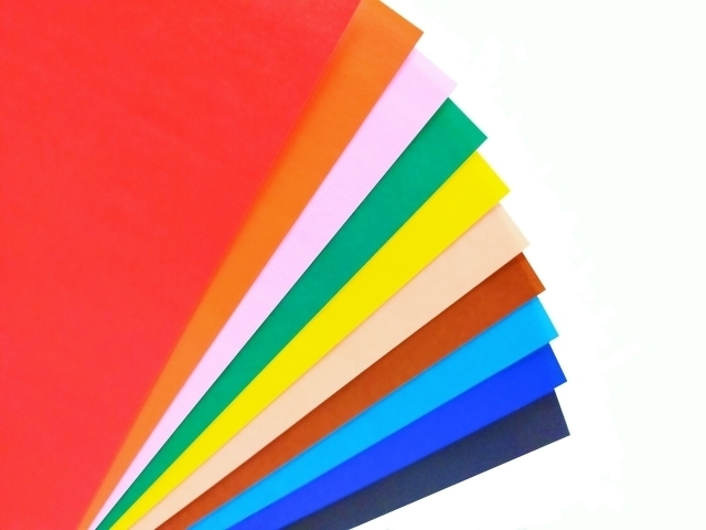 カラフルな紙