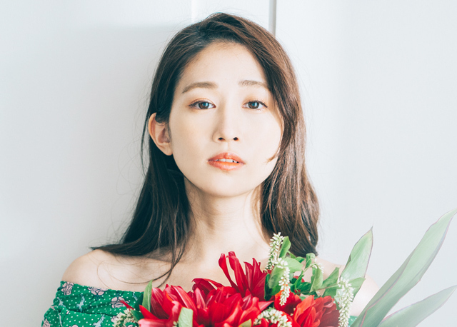 鼻が大きい女性に似合う髪型