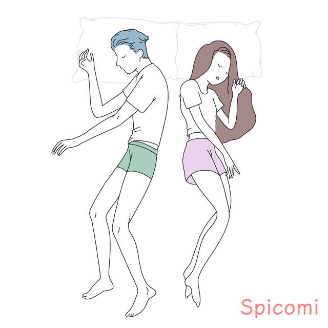 互いに背中を向けて寝る［カップル寝方寝相診断］