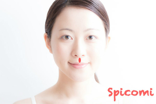 人中にあるほくろ