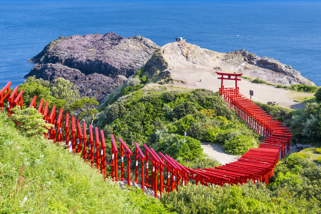 神社　鳥居