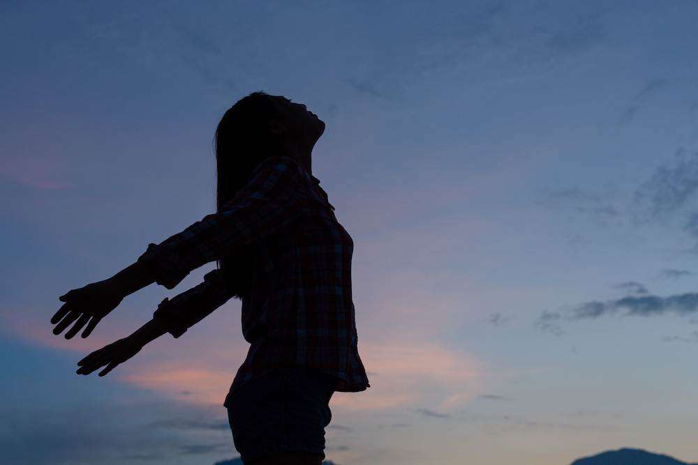 生まれ変わり 女性