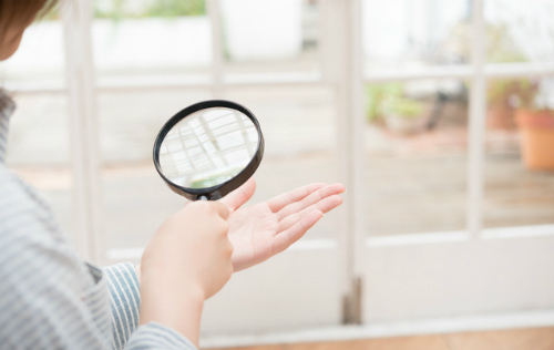 手のほくろ占いで開運する方法