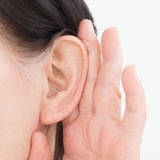 耳鳴りのスピリチュアルの意味9個！右耳・左耳・常に耳鳴り・低音など