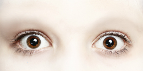 四白眼とは 性格的特徴12個と美人に見せる方法 芸能人15人 人相学 Spicomi
