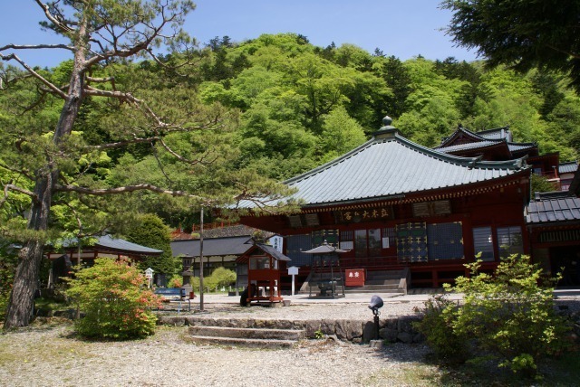 日光山中禅寺の本堂
