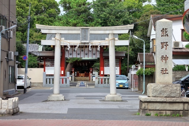 8. 五方山 立石熊野神社