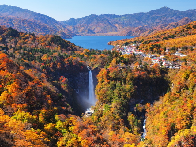 華厳の滝