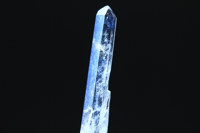 レーザー型水晶